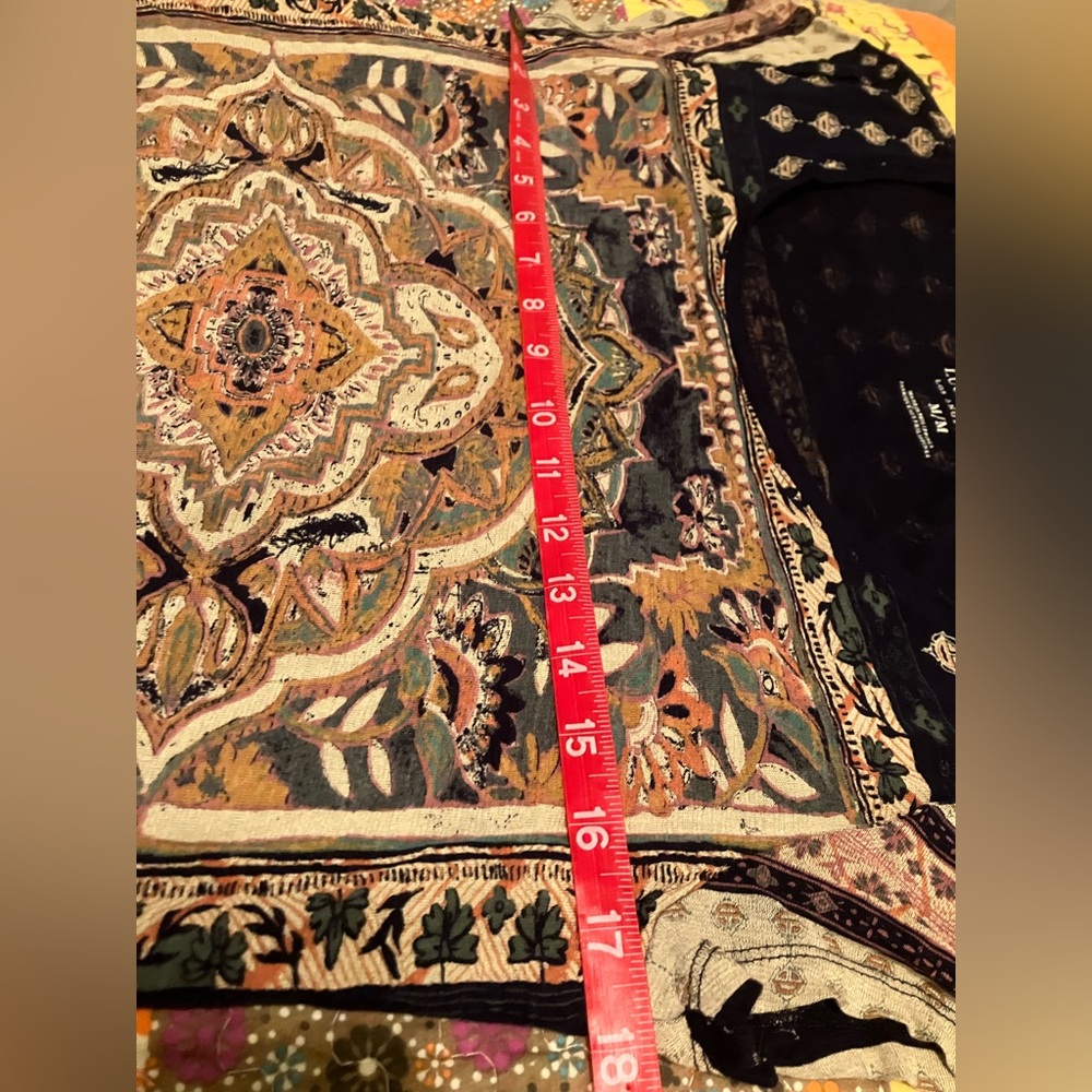 Lucky Brand Top Womens Medium Blue Multicolor Persian Carpet Tee Casual - Picture 9 of 15